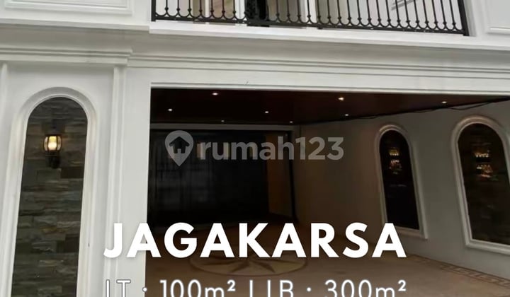 Brandnew House American Classic Siap Huni di Jagakarsa