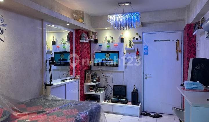 For Rent Fully Furnished Studio Greenbay Pluit