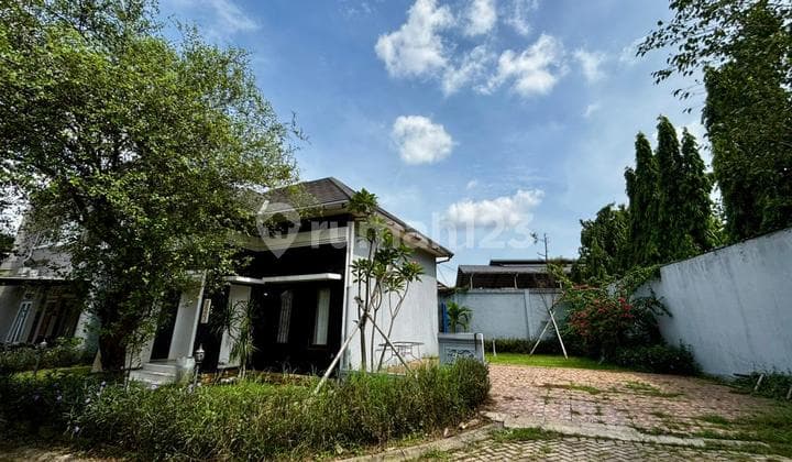 For Sale Cozy 1-Story House Cul-de-sac Position in Cibubur Country