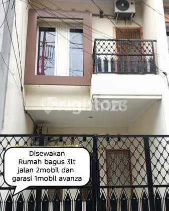 Disewakan Rumah Bagus 3Lt Dekat Binus dan Pasar Kopro Tanjung Durensewa Rumahtanjung Duren Dalam Kompleks - Jakarta Baratlt 46 Lb 100Kt 2 Km 3Dimensi 3.5 X 13Listrik 2200Rp 70.000.000 Shmhadap Utaraletak Strategisbebas Banjirjalan 2Mobilgarasi 1Mobil Avan