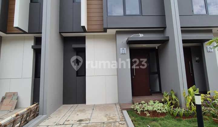 Dijual Cepat Termurah Rumah di Summarecon Crown Gading Harapan Indah Bekasi