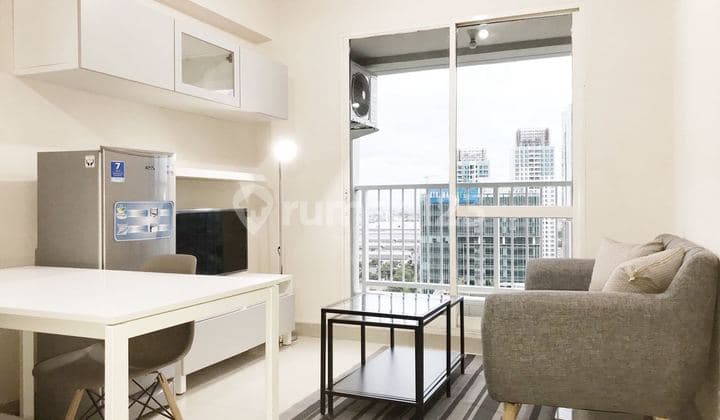 Disewakan Cepat Apartemen Springlake Tower Azola Summarecon Bekasi