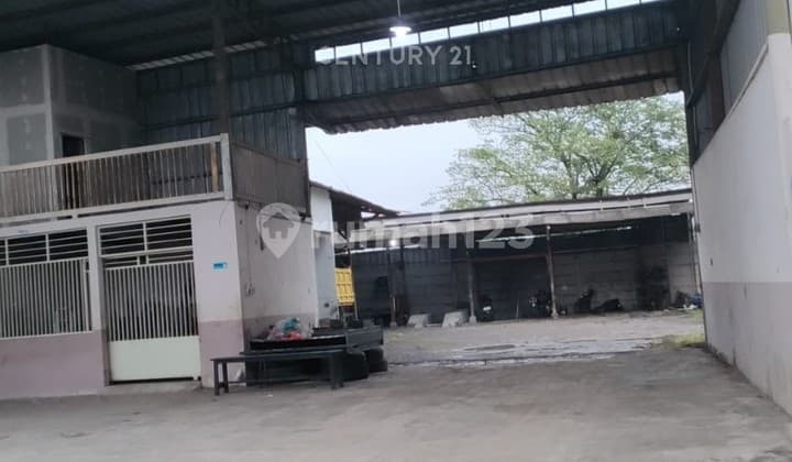 Land with Mangkunegara Bojonegara Building