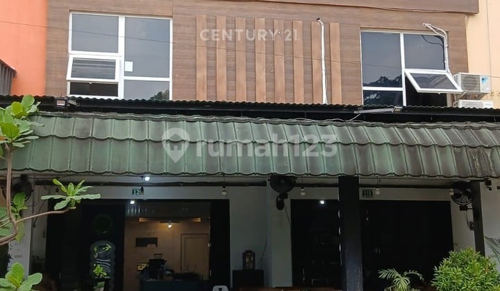 Strategic 3-Storey Shophouse in Grand Cilegon, Ideal for Business Strategic 3-Storey Shophouse in Grand Cilegon, Ideal for Business