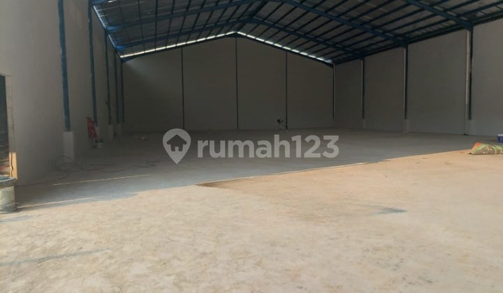 Gudang di Kawasan Industri Candi,Gatsu Bebas Banjir