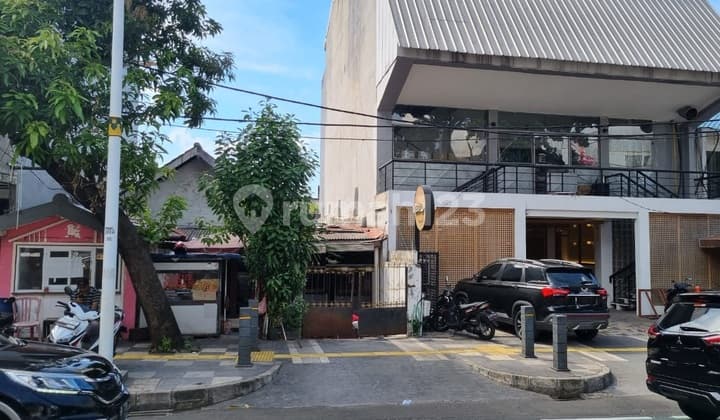 Kavling Cocok untuk usaha di Kebayoran Baru