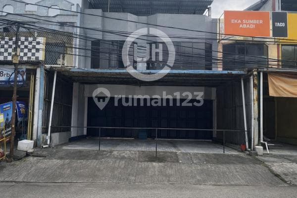 Disewakan Ruko Gandeng 3 Lantai di Galaxy Bekasi