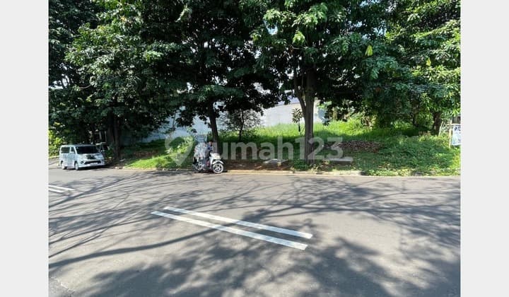 The Crown Jewel of Pondok Indah! Tanah Luas 850m² di Lokasi Paling Bergengsi - Harga Nego