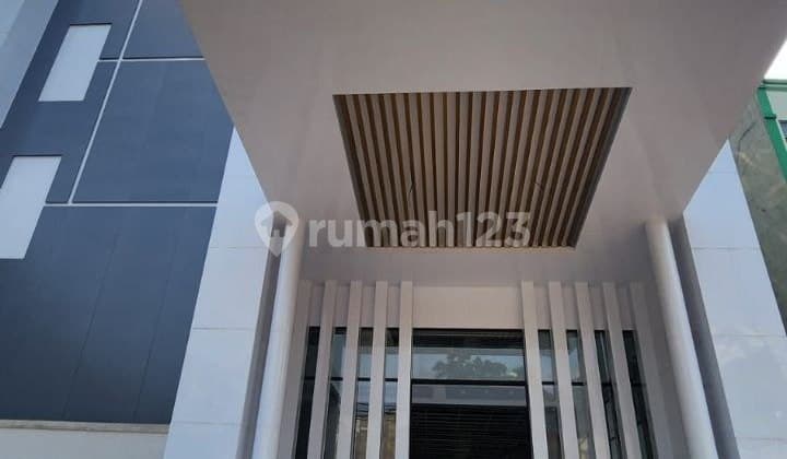 Dijual Gedung Perkantoran Baru di Mampang Prapatan
