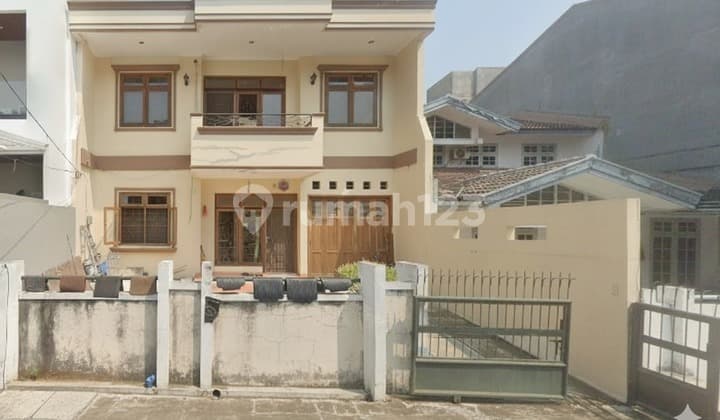 Jual Rumah di Sunter Agung Lebar 8 , 2 Tingkat , Dalam Komplek , Depan Jalan 2 Mobil Lebih ( Sil )