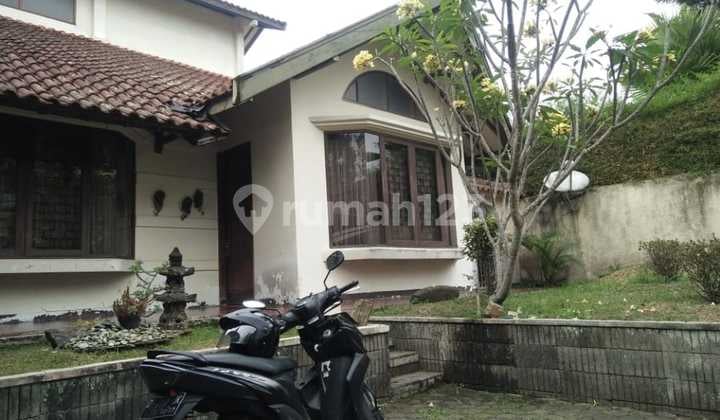 Sewa Rumah Luas Furnish di Gegerkalong Wetan Bandung Utara