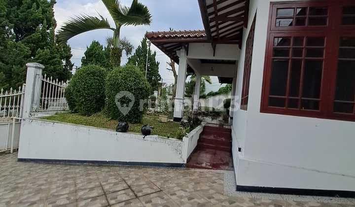 Rumah Terawat Asri Strategis di Karang Tineng Sukajadi Bandung