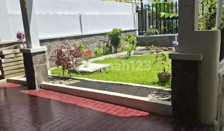 Lease a Comfortable Green House in Sukahaji Permai Gegerkalong Bandung