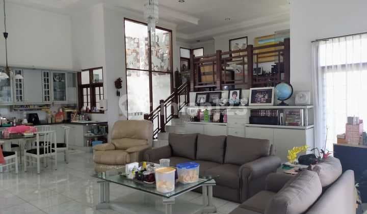 Rumah Furnish Strategis di Babakan Jeruk Surya Sumantri Bandung