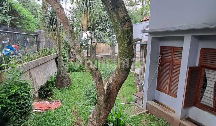 Rumah Asri Luas di Cluster Setra Indah Bandung Utara