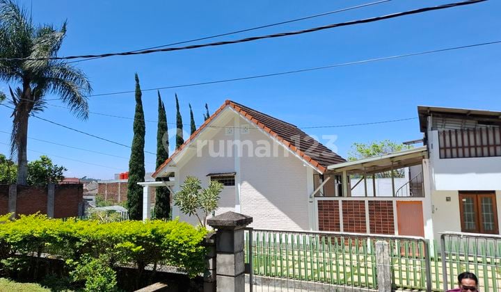 Kontrakan Rumah Asri Di Jl.jaya Giri Lembang Dekat Rm Mandarin