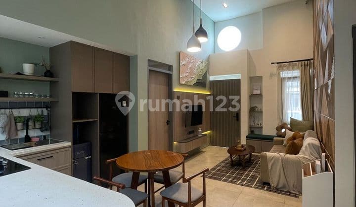 Modern Minimalist Fully Furnished House in Kota Baru Parahyangan Bandung