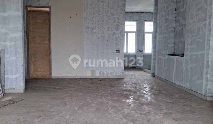 Rumah Baru Setengah Jadi Strategis di Alam Kanayakan Dago Bandung