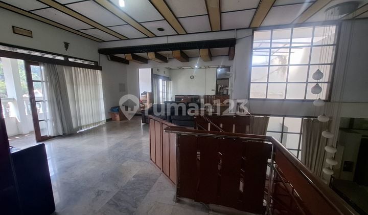 Rumah Sejuk Nyaman Semi Furnish di Setiabudi Bandung dekat kampus