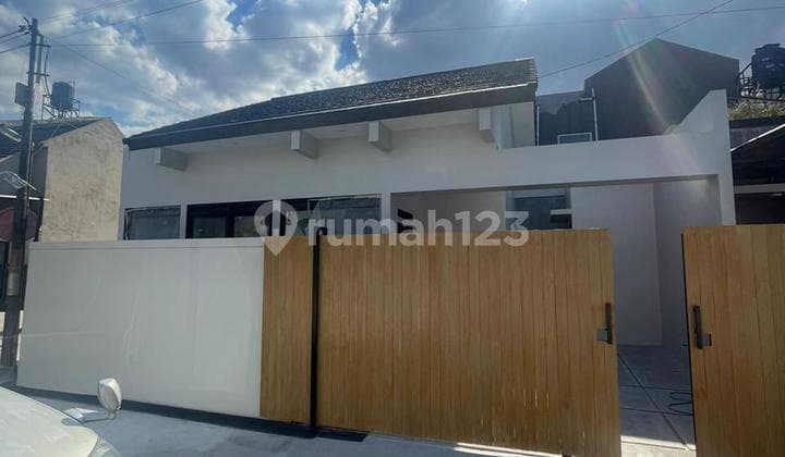 Rumah Baru Fresh Siap Huni di Komplek Arcamanik Antapani Bandung