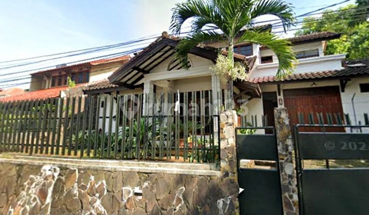 Rumah Terawat Lingkungan Sejuk di Awiligar Cigadung Bandung