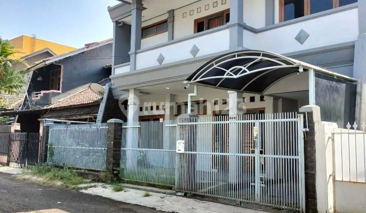 Rumah Murah Strategis Siap Huni Gatot Subroto Dekat Tsm Bandung