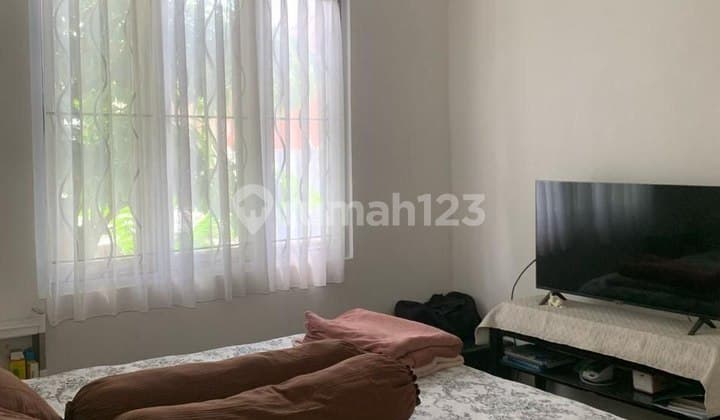 Rumah Bagus Minimalis 2 Lantai SIap Huni di Batununggal Indah