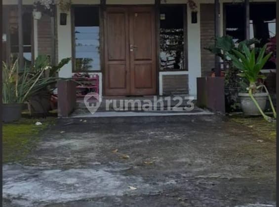 Dijual Bangunan Rumah Induk Joglo + Kos Kosan Jl.kaliurang KM 15