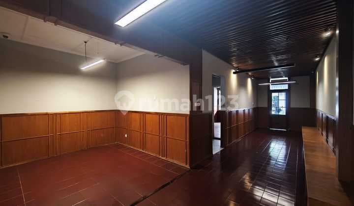 Business Space in a Busy Location at Sayap Riau - Dago, Bandung