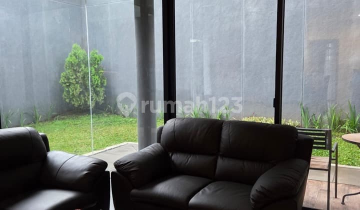 New Semi-Furnished Nayapati House in Parahyangan New City