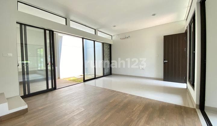 Rumah baru harga murah Cluster Flora di Summarecon Bandung