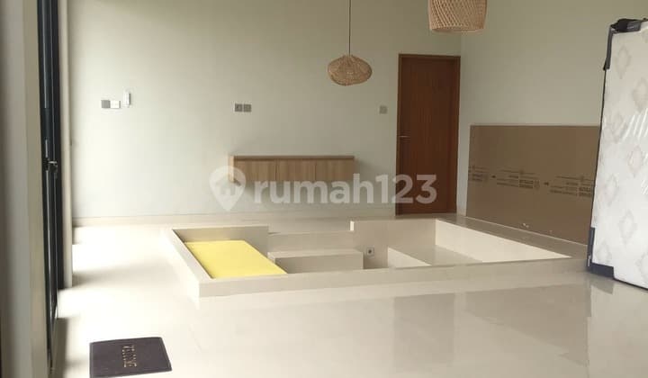 Rumah villa baru siap huni lokasi bagus dekat Pantai Kedungu Bali