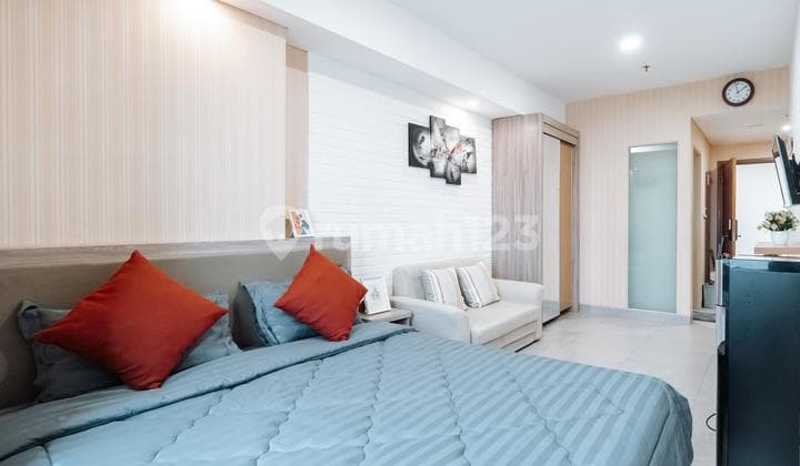 Selling at a Loss Scandinavian Apartment in Tangerang City