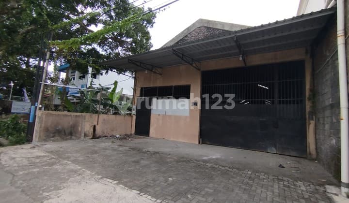 Gudang Cocok untuk Ekspedisi Akses Jalan Lebar