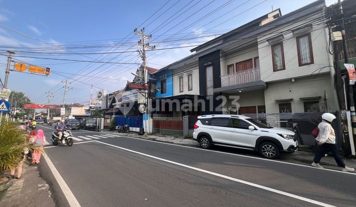 rumah pinggir jalan di kawasan bisnis ngaglik