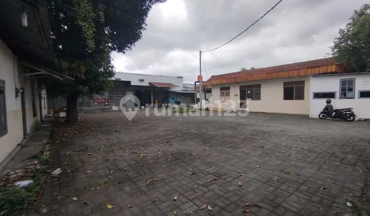 tanah luas dekat JEC Cocok untuk Gudang