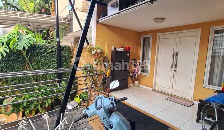 (JKT932) Dijual Murah Rumah 2 Lantai Banjar Wjaya, Tangerang Kota