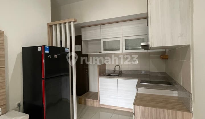 Disewakan Apartemen Aston De Paradiso Pluit Jakarta Utara - 1 BR Semi Furnished Nego
