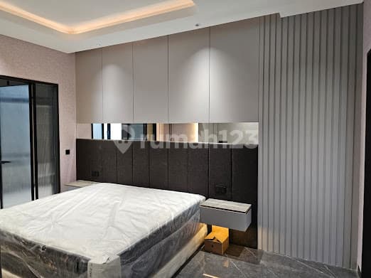 Sultan's House in BSD Lancewood Fully Furnished Ready to Live in a Great Location