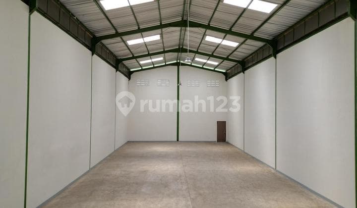 GUDANG BARU DI TAMAN TEKNO BSD SIAP PAKAI LOKASI BAGUS