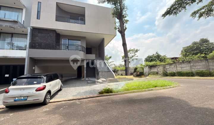 Rumah Design Cakep 3 Lantai Brand New Nyaman Siap Huni