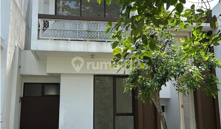 RUMAH TERAWAT DI BSD THE GREEN 2 LANTAI SIAP HUNI LOKASI BAGUS