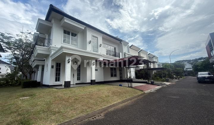 Rumah Baru The Icon BSD 3 Lantai American Classic Siap Huni
