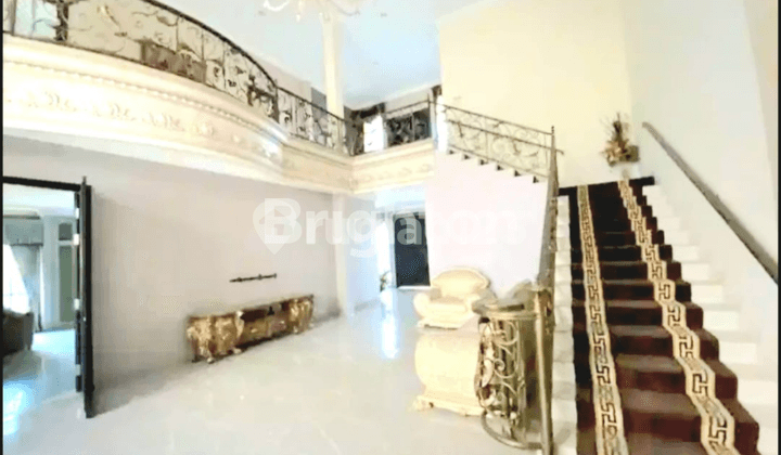 Rumah Mewah Dharmahusada Utara-Surabaya