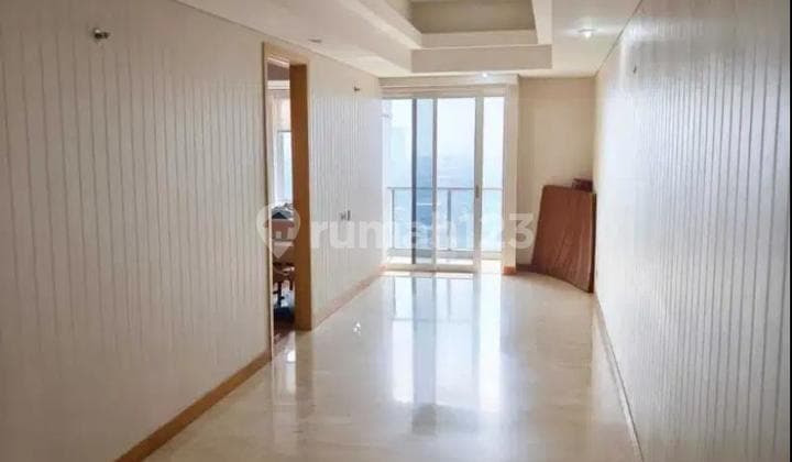 For Sale at a Loss Nice Apartment, One East Surabaya