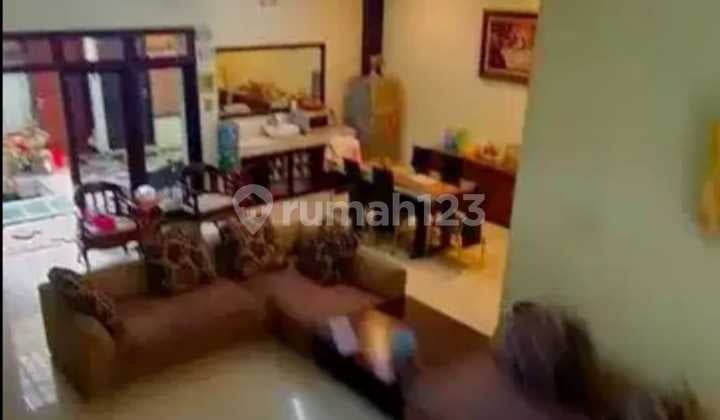 Dijual Rumah 3 Lantai, Siap Huni,Kendangsari-Surabaya