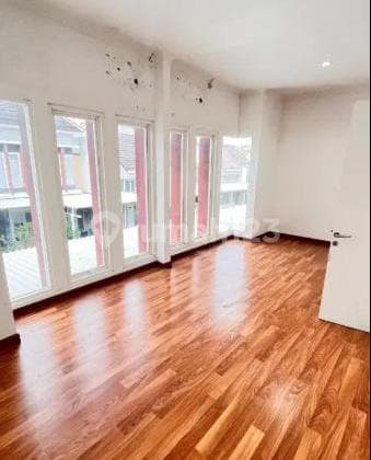 Rumah 2 Lantai Siap Huni, Wisata Semanggi Mangrove-Surabaya