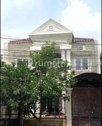 Quick Sale, Ready to Occupy & Well-Maintained House, Babatan Pratama-Surabaya