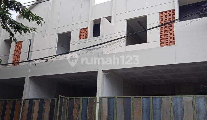 Dijual Rumah Baru 2Lt di Duri Kepa, Uk 5X14m2, Hrg 2.3M.