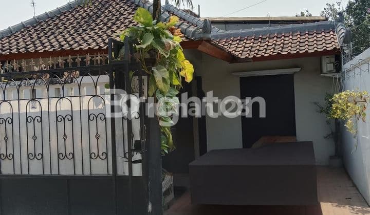 RUMAH ETNIK ESTETIK KELAPA DUA TANGERANG